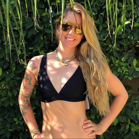 🌴🌼Hurley - Eco Surf D-DD BIKINI SET🌼🌴 - Picture 11 of 13